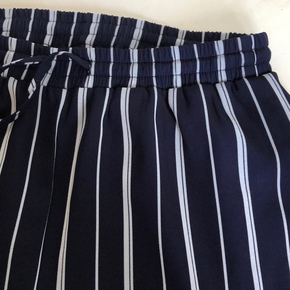 F21 Pants - Picture 2 of 5